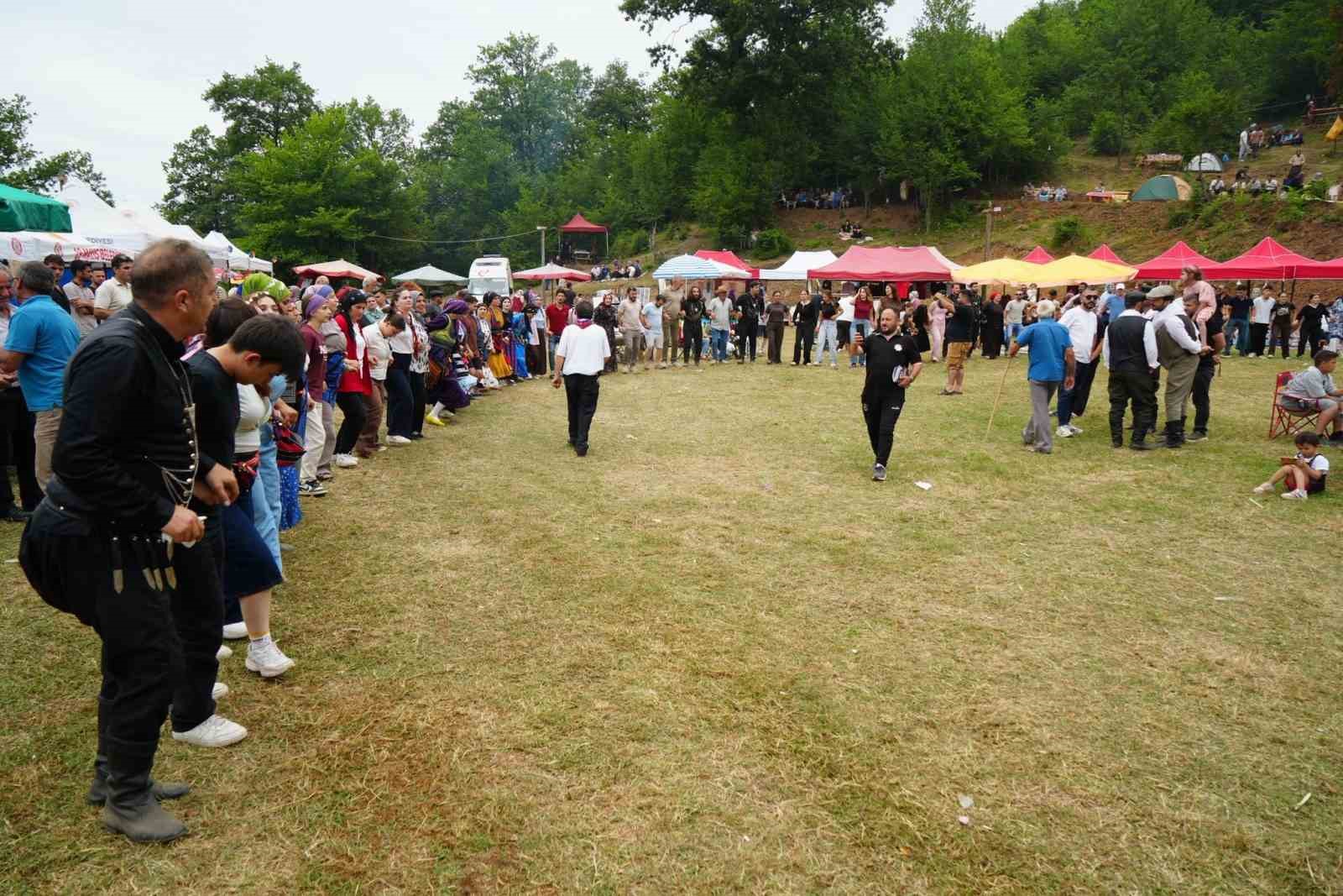 Samsun’da Kadırga Şenliği renkli görüntülere sahne oldu