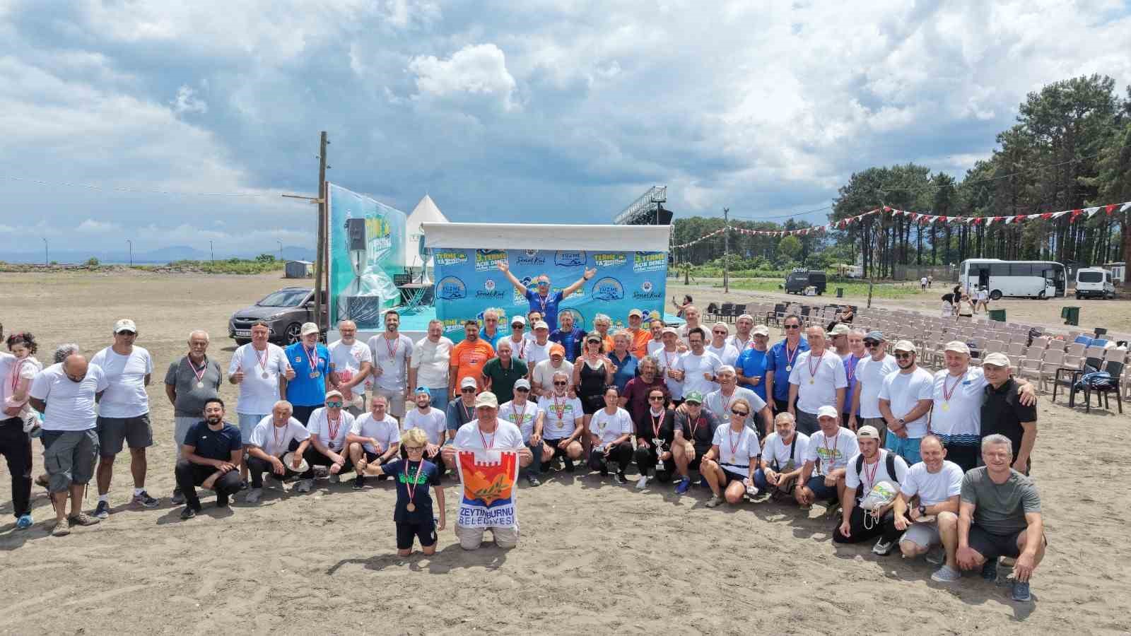 Terme’de açık deniz yüzme yarışması