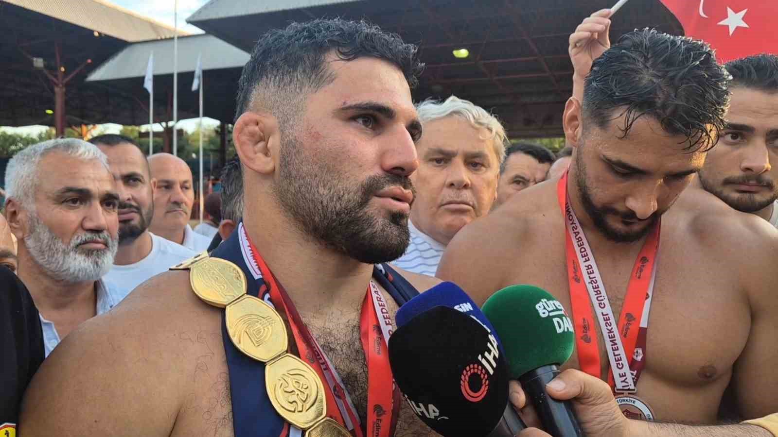 Kırkpınar’ın yeni başpehlivanı Erkan Taş: "Kendimi rüyada gibi hissediyorum"