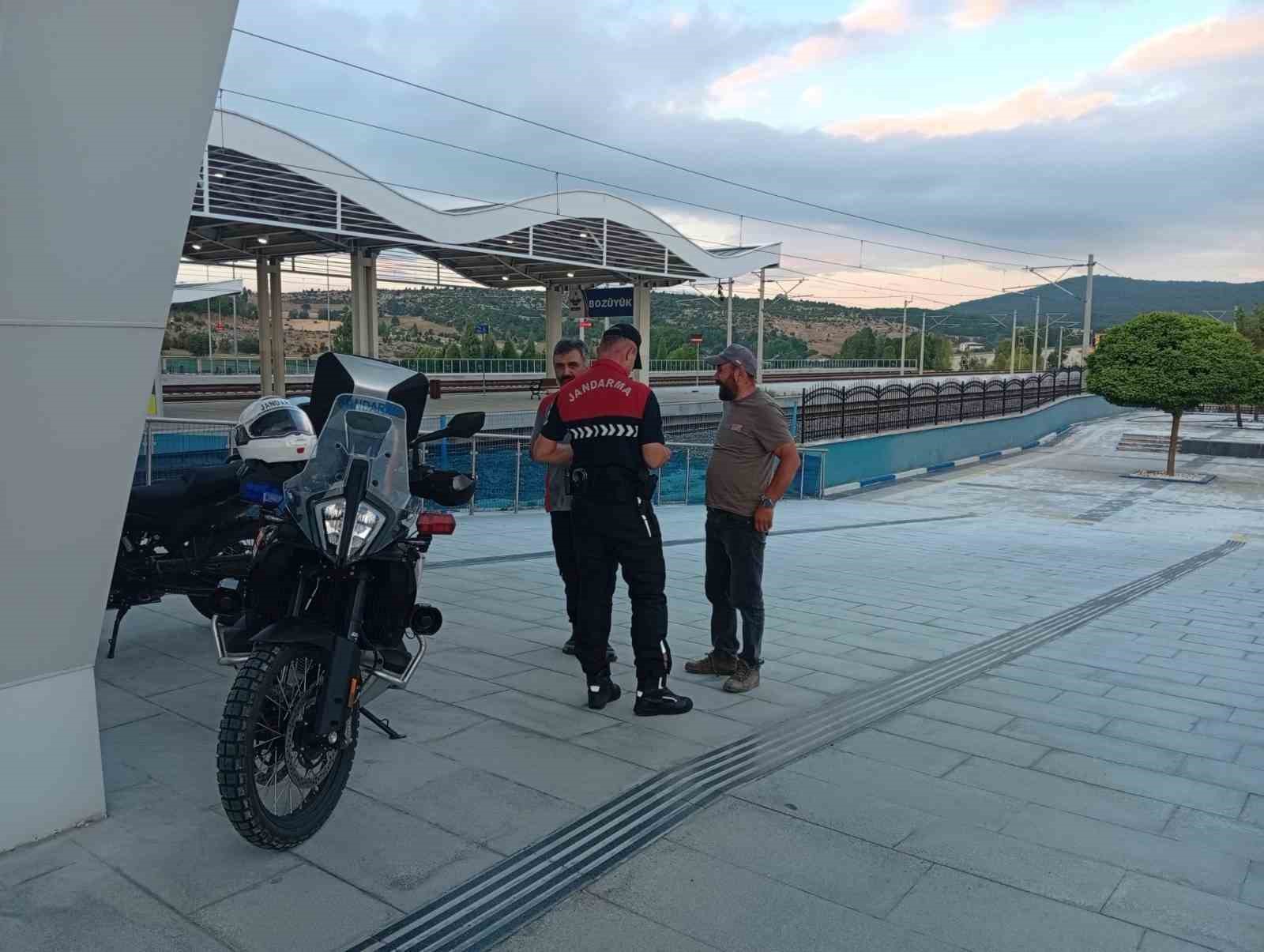 Bilecik’te jandarma denetimlerinde 73 bin 377 lira ceza kesildi