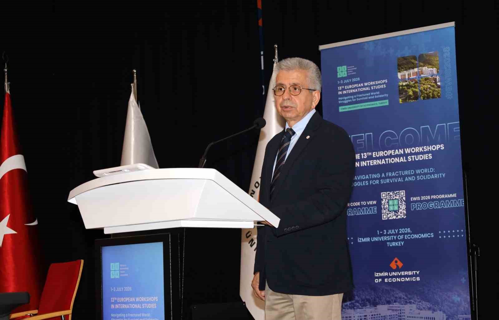 Küresel sorunlara İzmir’den ortak akıl