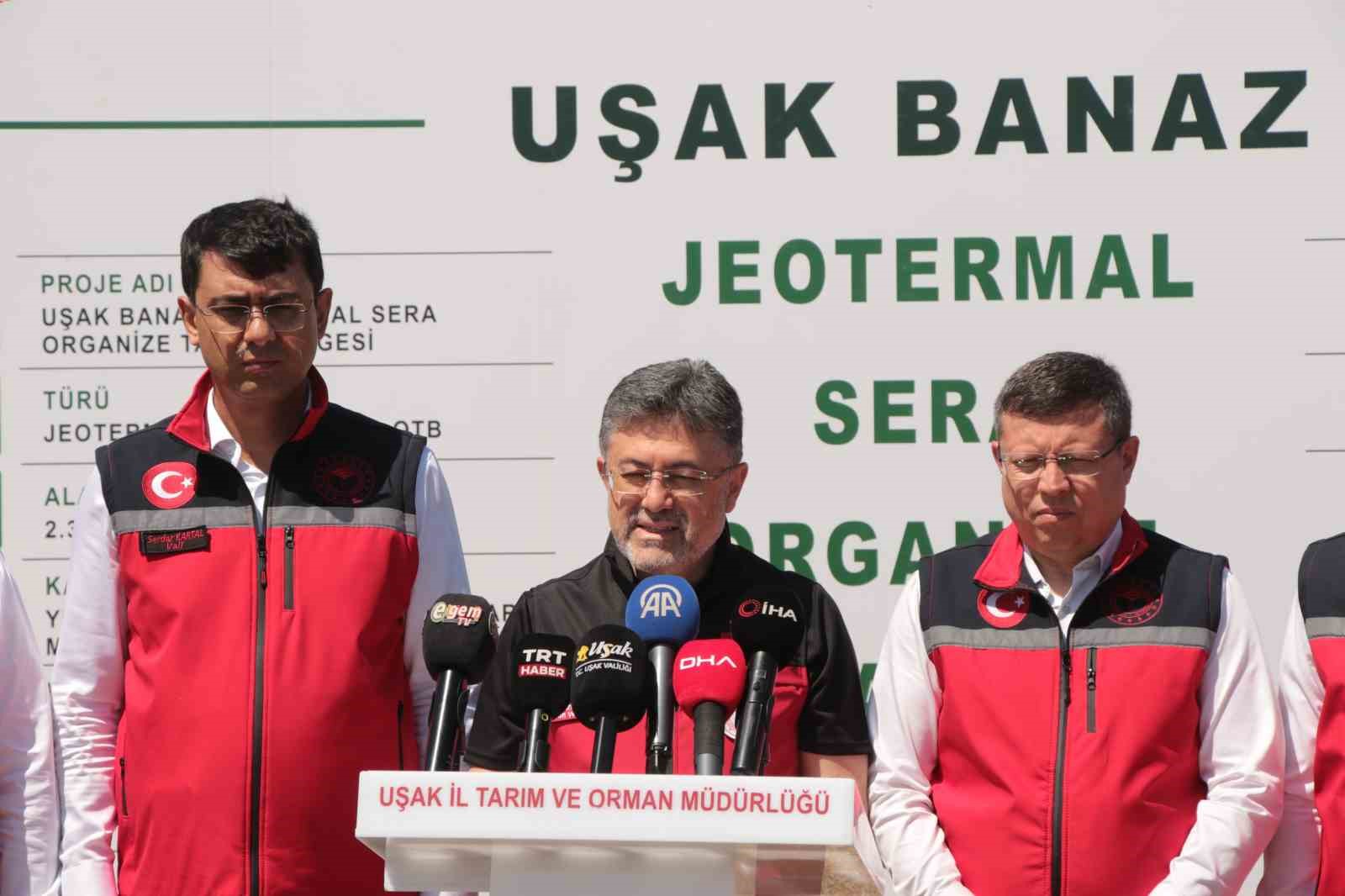 Bakan Yumaklı açıkladı: Uşak’ta 12 milyar TL’lik yatırımda yüzde 75’i kadın 2 bin 500 kişi istihdam edilecek