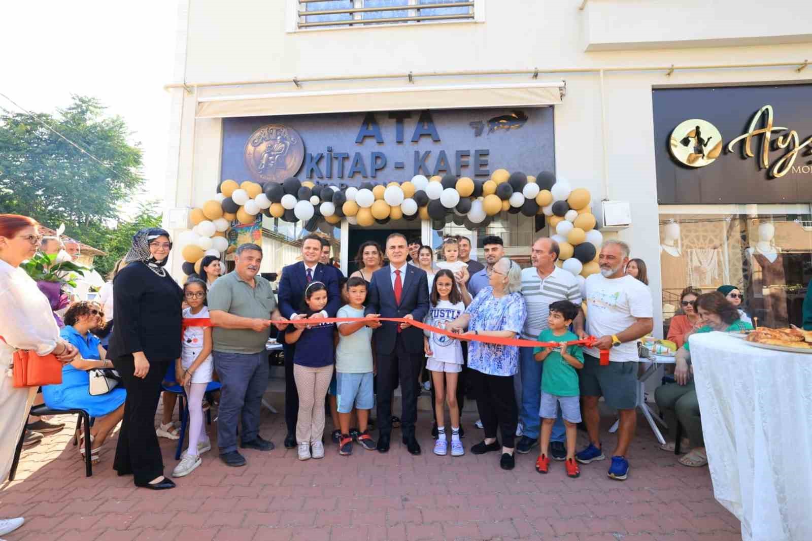 Muğla Valisi Akbıyık, Ula’da Kitap Kafe’nin açılışını yaptı