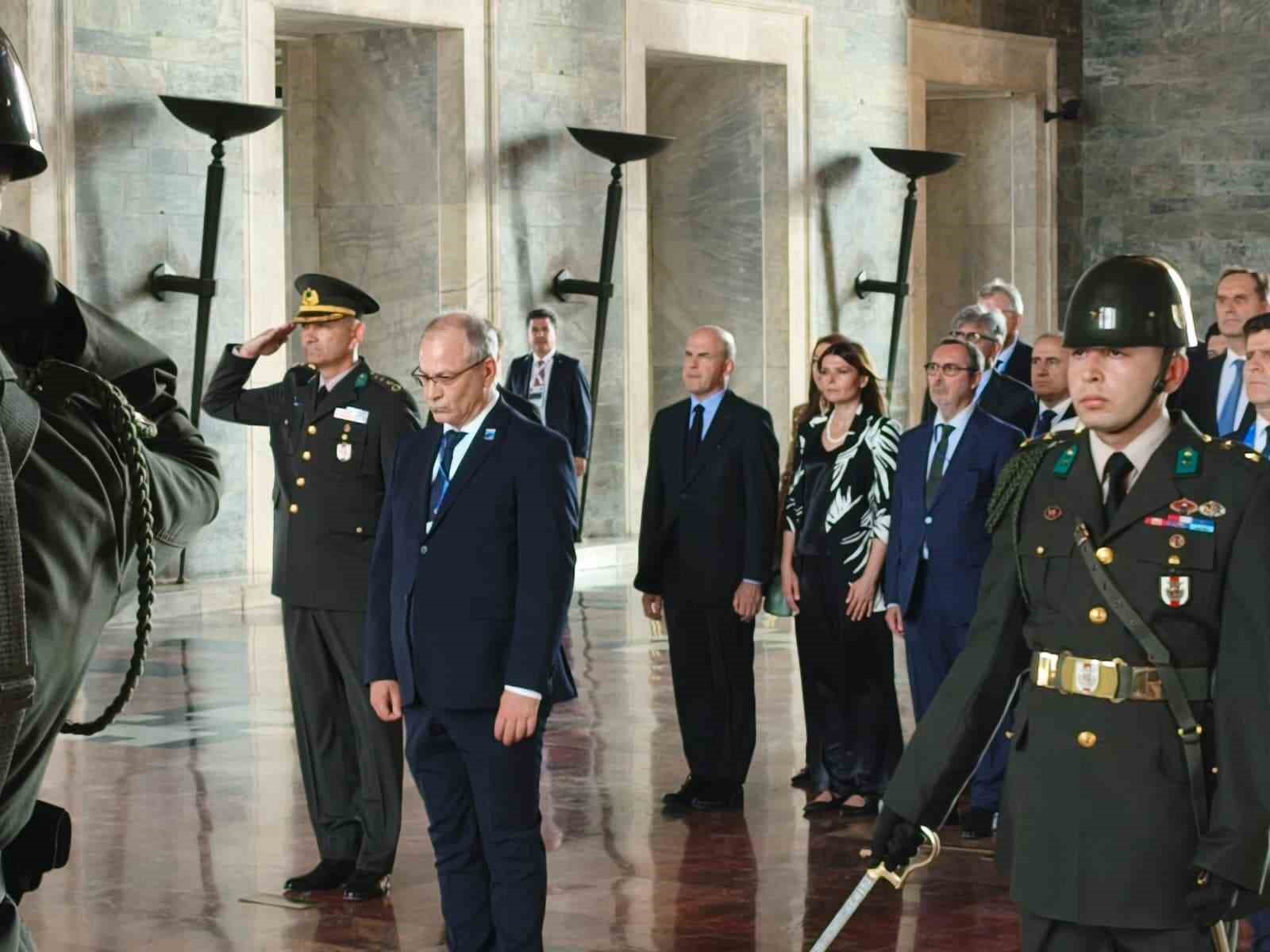 NATO heyetinden Anıtkabir’e ziyaret