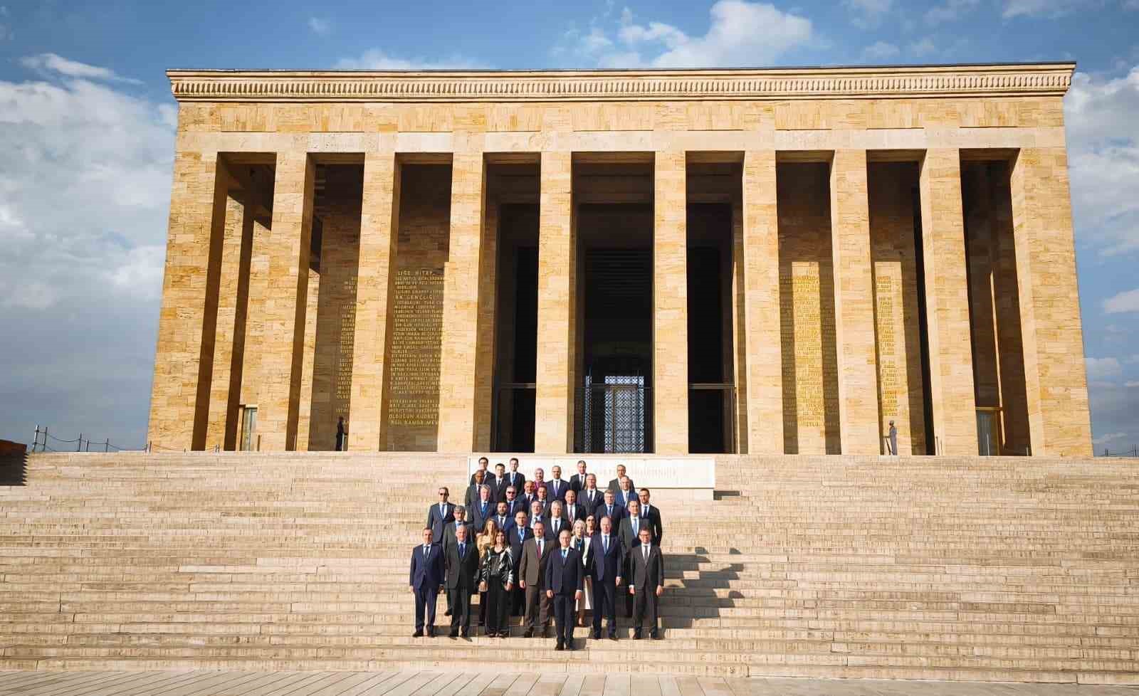 NATO heyetinden Anıtkabir’e ziyaret
