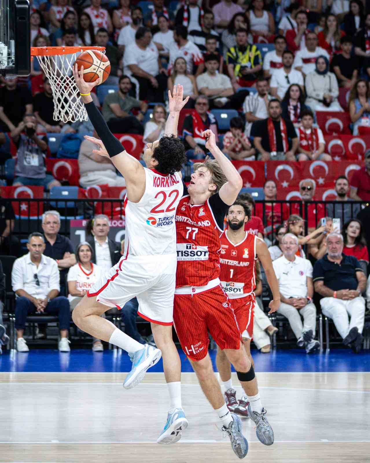 A Milli Erkek Basketbol Takımı, grubu yenilgisiz tamamladı