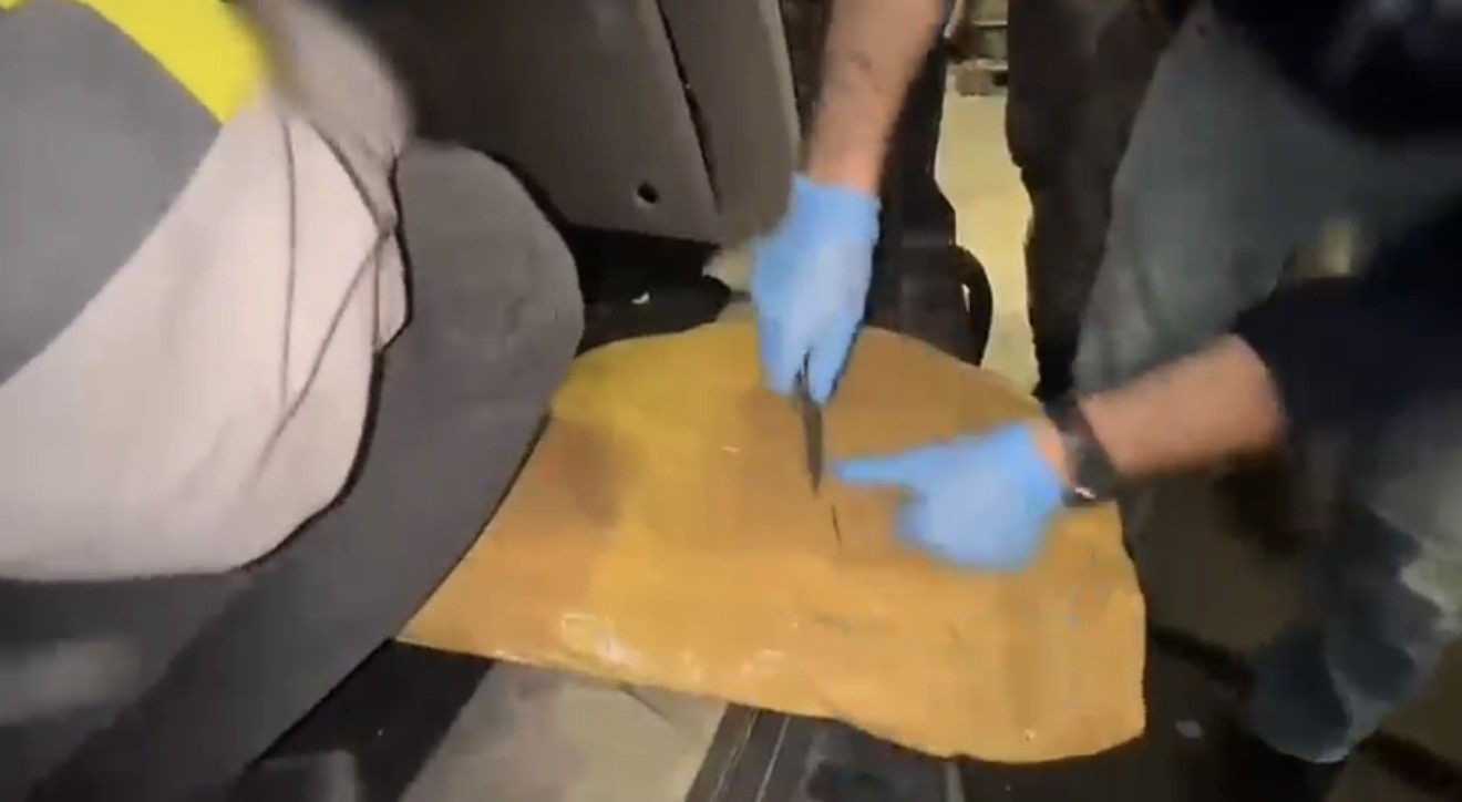 Gürbulak’ta 79 kilo 642 gram afyon sakızı ele geçirildi