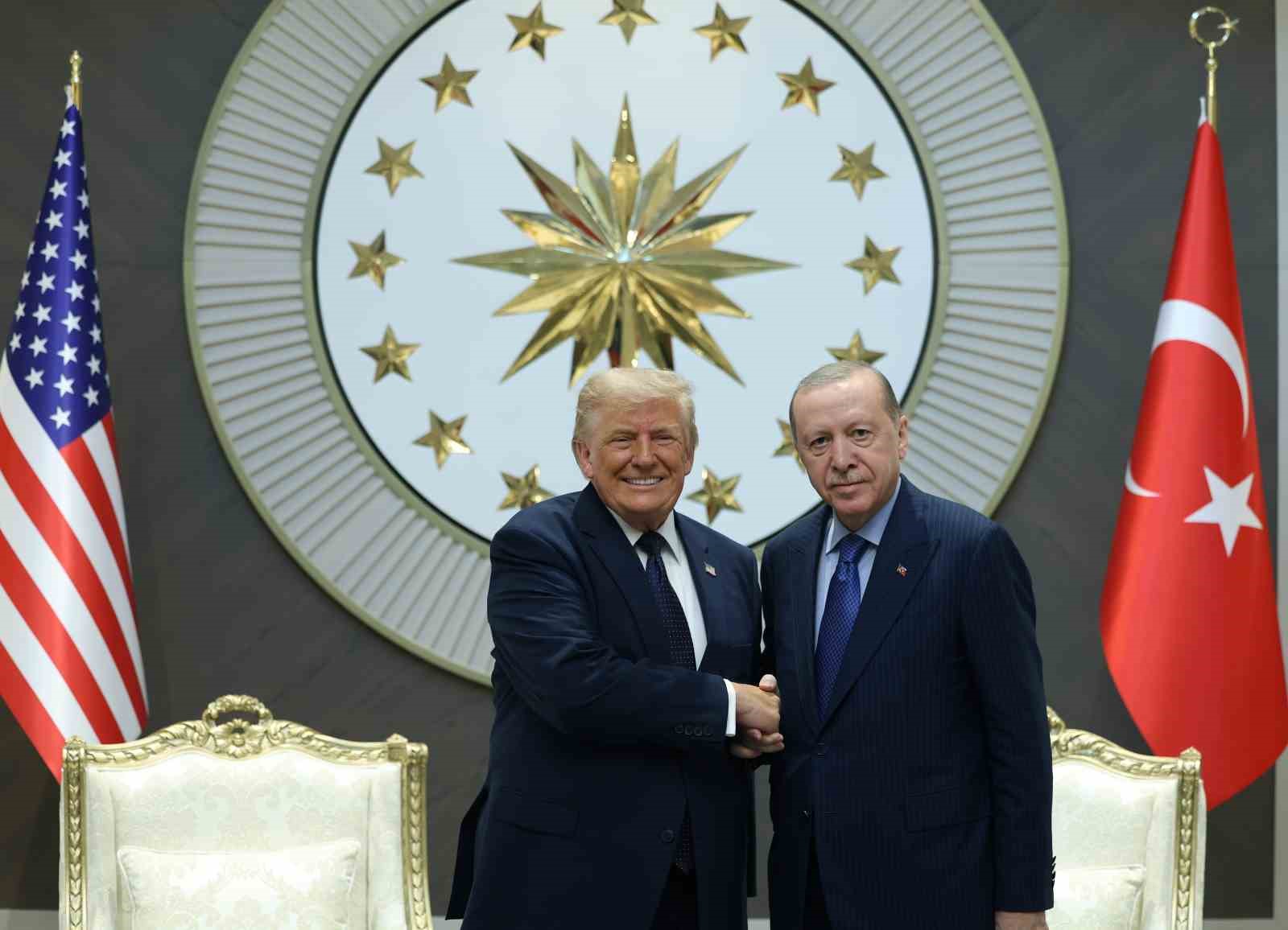 Cumhurbaşkanı Erdoğan, ABD Başkanı Trump’ı resmi törenle karşıladı