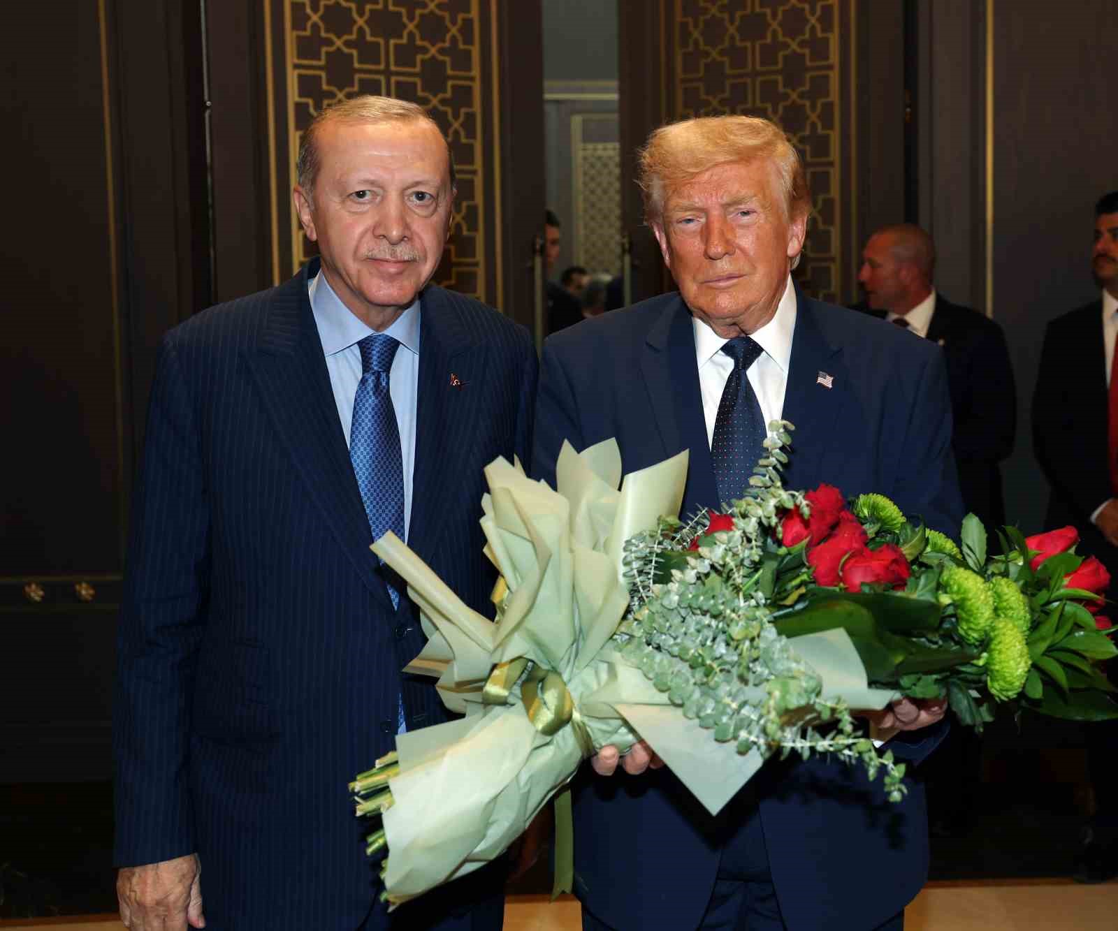 Cumhurbaşkanı Erdoğan, ABD Başkanı Trump’ı resmi törenle karşıladı
