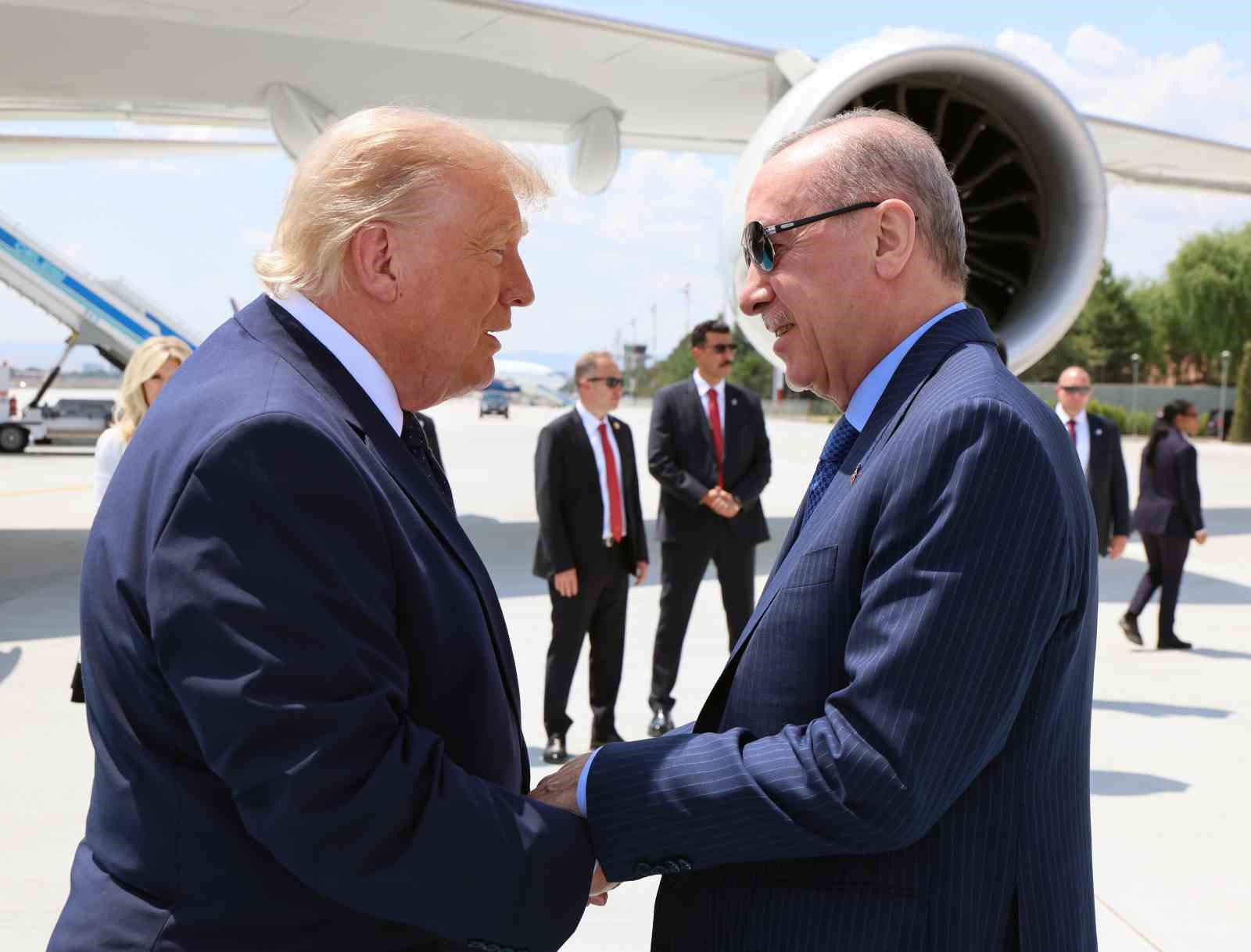 Cumhurbaşkanı Erdoğan, ABD Başkanı Trump’ı resmi törenle karşıladı