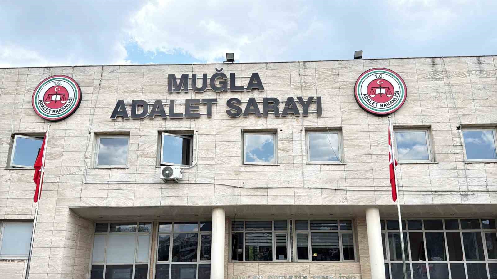 Menteşe’de akrabasını öldüren katil zanlısı adliyeye sevk edildi