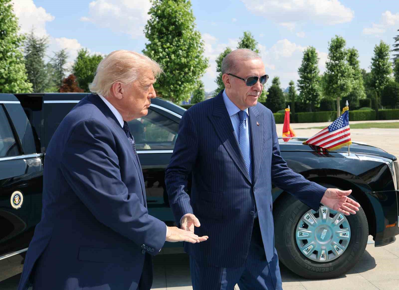 Cumhurbaşkanı Erdoğan, Amerika Birleşik Devletleri Başkanı Trump’ı törenle karşıladı