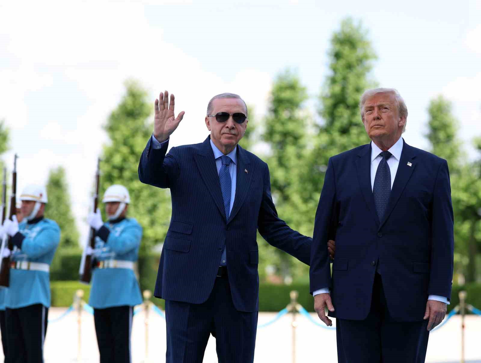Cumhurbaşkanı Erdoğan, Amerika Birleşik Devletleri Başkanı Trump’ı törenle karşıladı