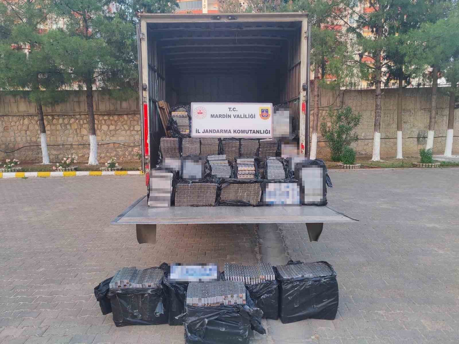 Mardin’de 5 milyon lira değerinde kaçak tütün mamulleri ele geçirildi
