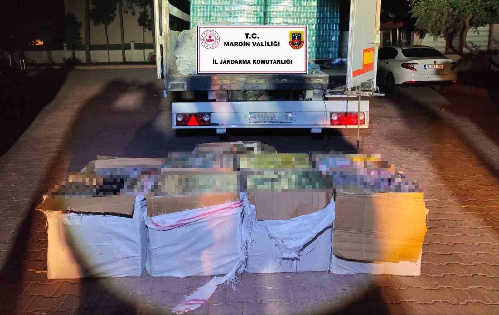 Mardin’de 5 milyon lira değerinde kaçak tütün mamulleri ele geçirildi