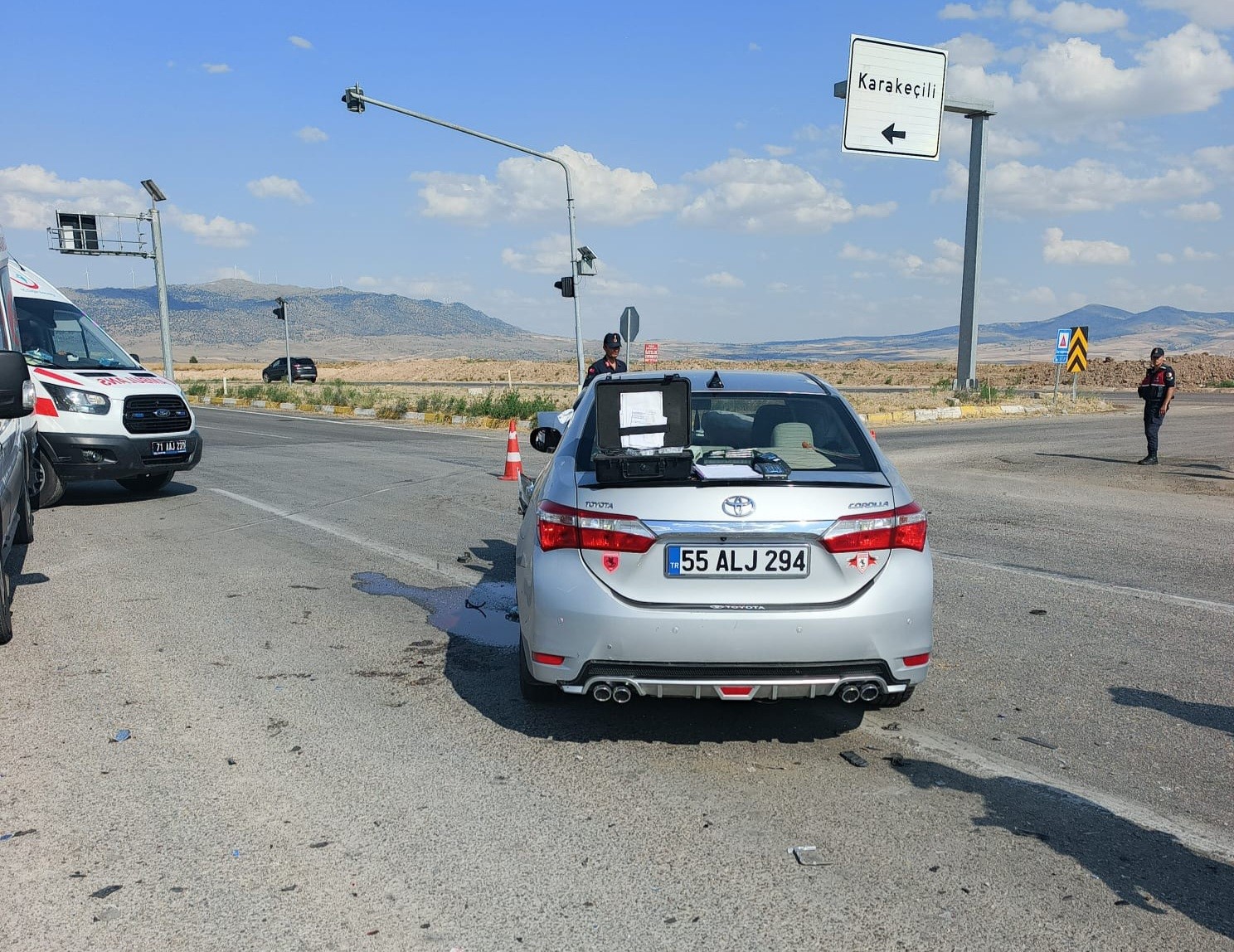 Kırıkkale’de iki otomobil çarpıştı: 6 yaralı