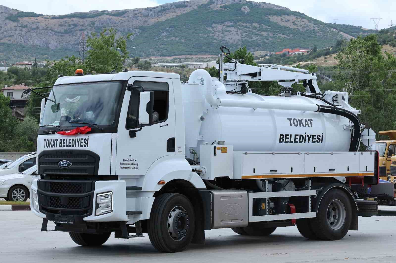 Bakanlık hibesiyle Tokat’a yeni hizmet aracı kazandırıldı