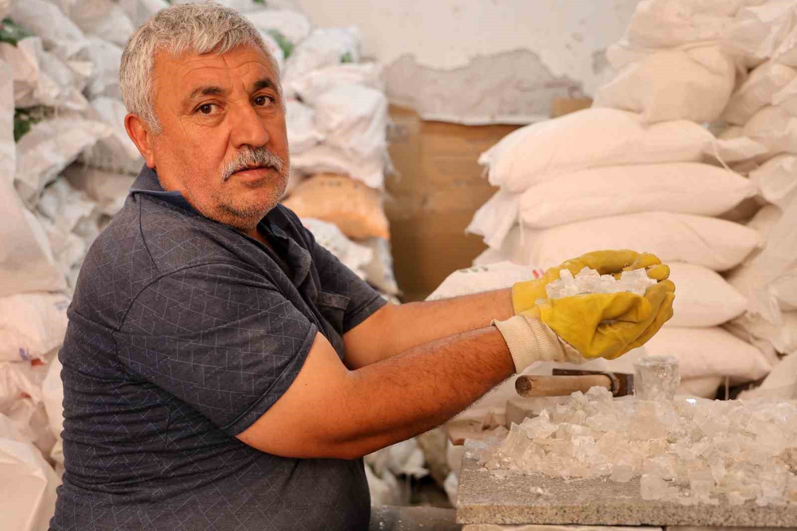 Kırşehir’de turşuluk sezonu kaya tuzu satışlarını hareketlendirdi