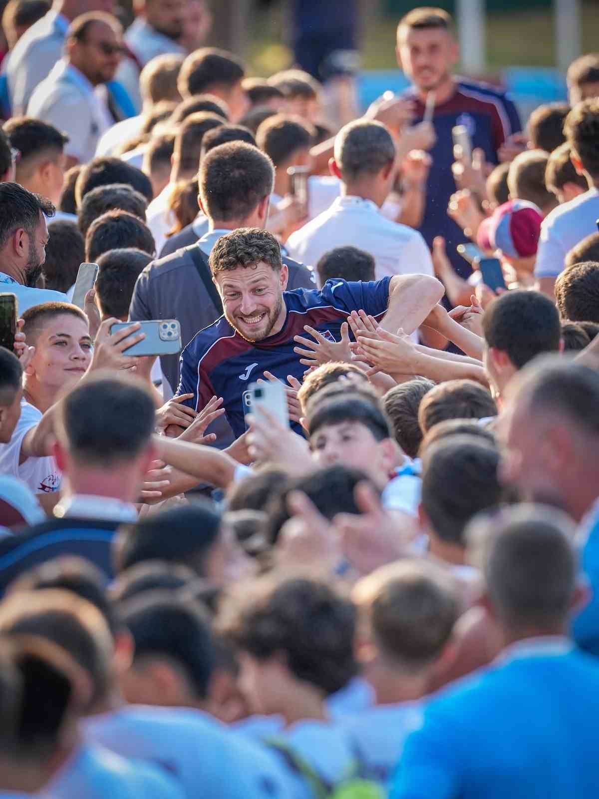 Trabzonspor’da Aral Şimşir ilk antrenmanına çıktı