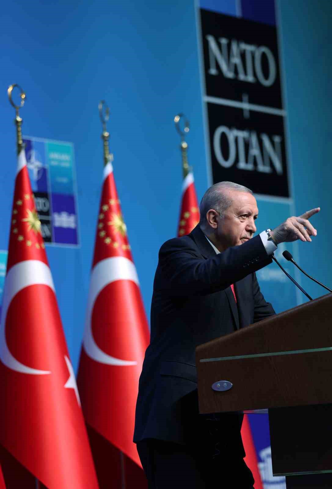 Cumhurbaşkanı Erdoğan: "NATO birbirine bağımlı ülkelerin değil, birbirine güç katan müttefiklerin ittifakı olmalıdır"
