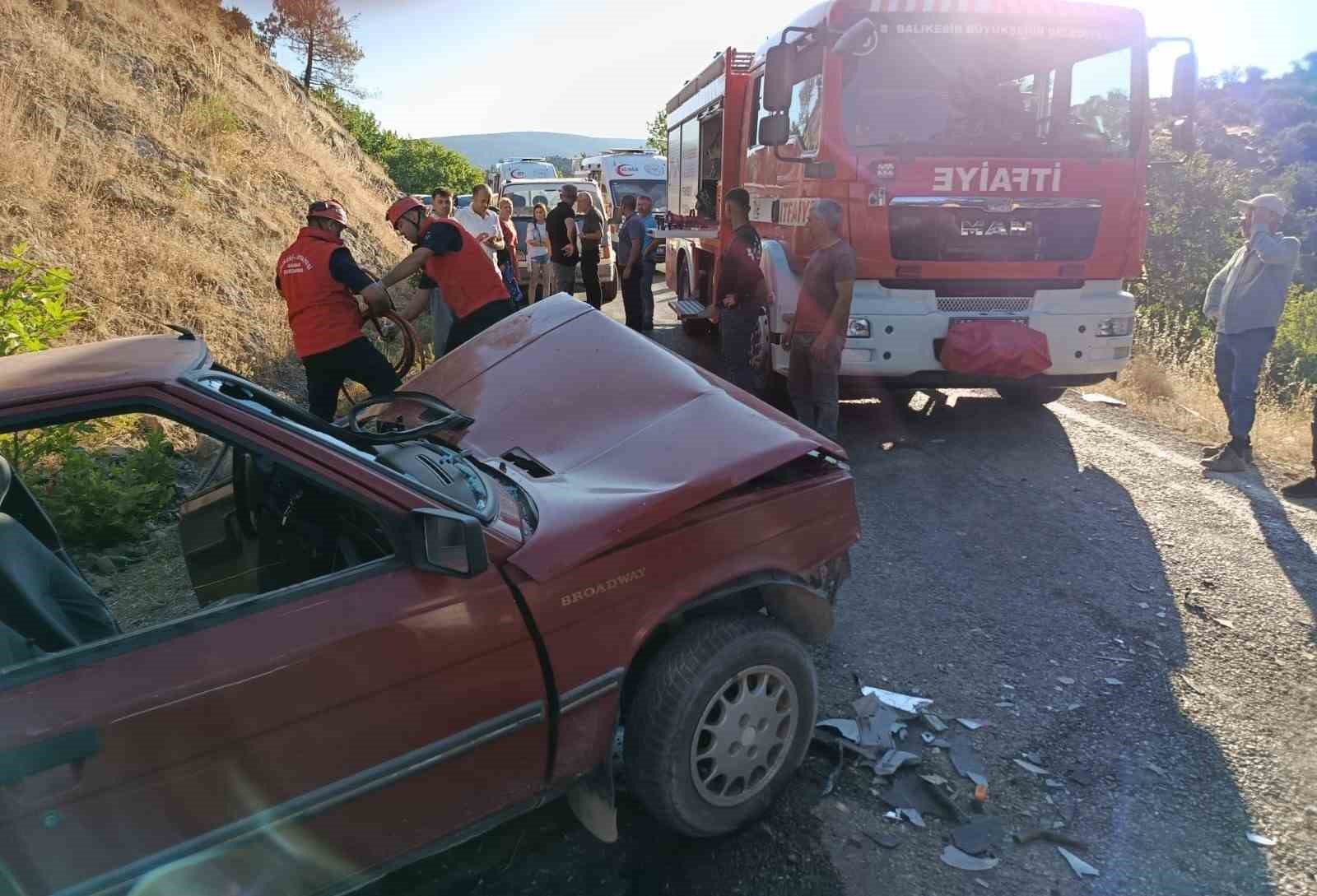Dursunbey’de trafik kazası: 3 yaralı