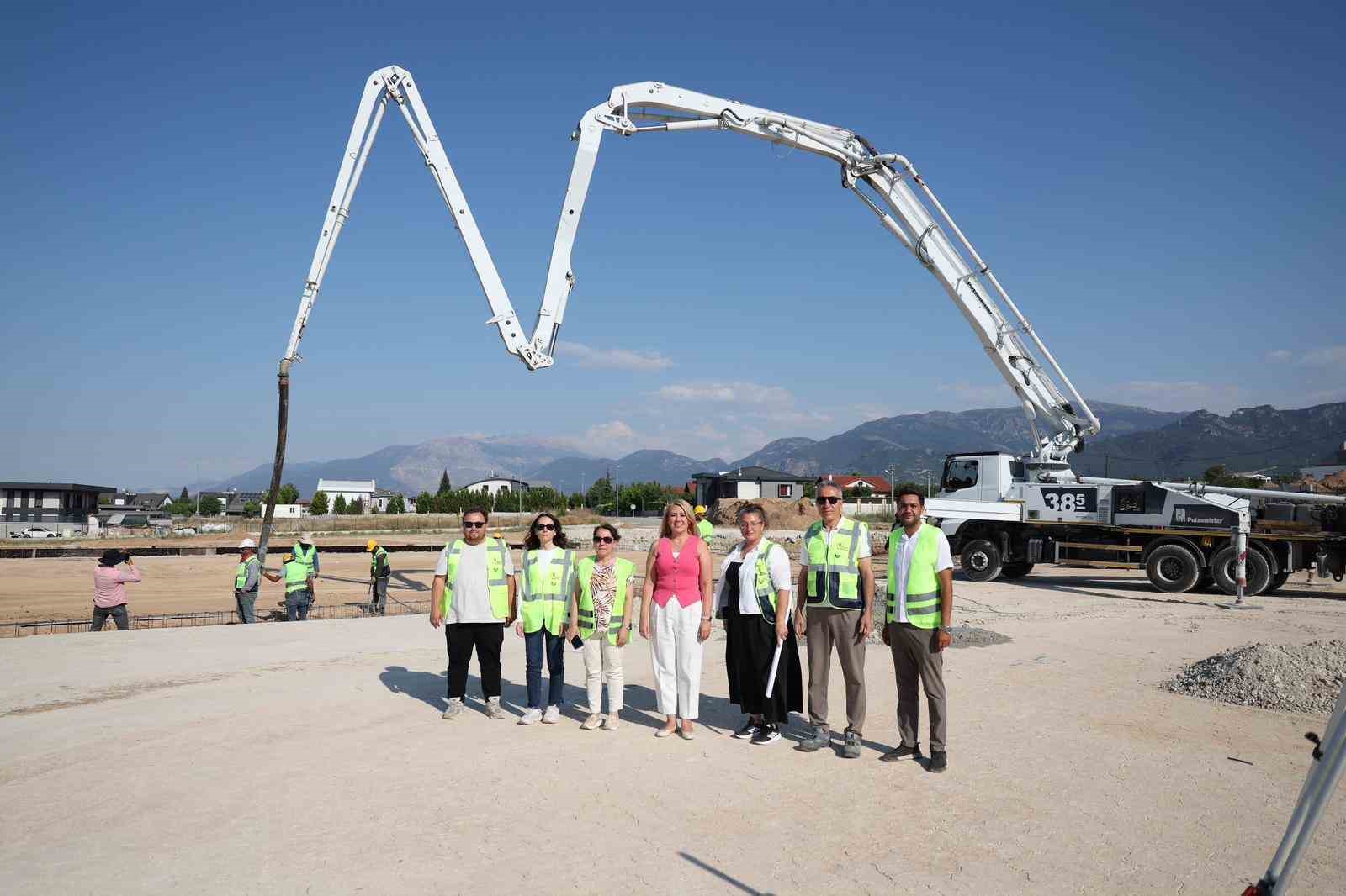 Merkezefendi’ye dev gençlik parkı spor kompleksi geliyor