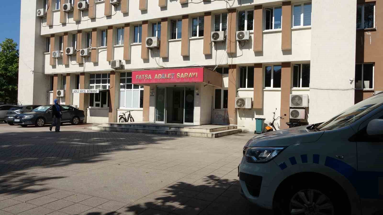 Kardeş katliamında zanlı adliyede: Arka kapıdan çıkarıldı