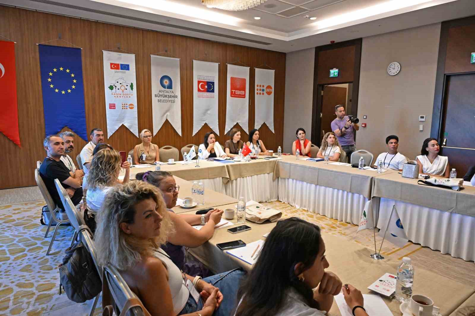Antalya, kadın dostu kent vizyonunu güçlendiriyor