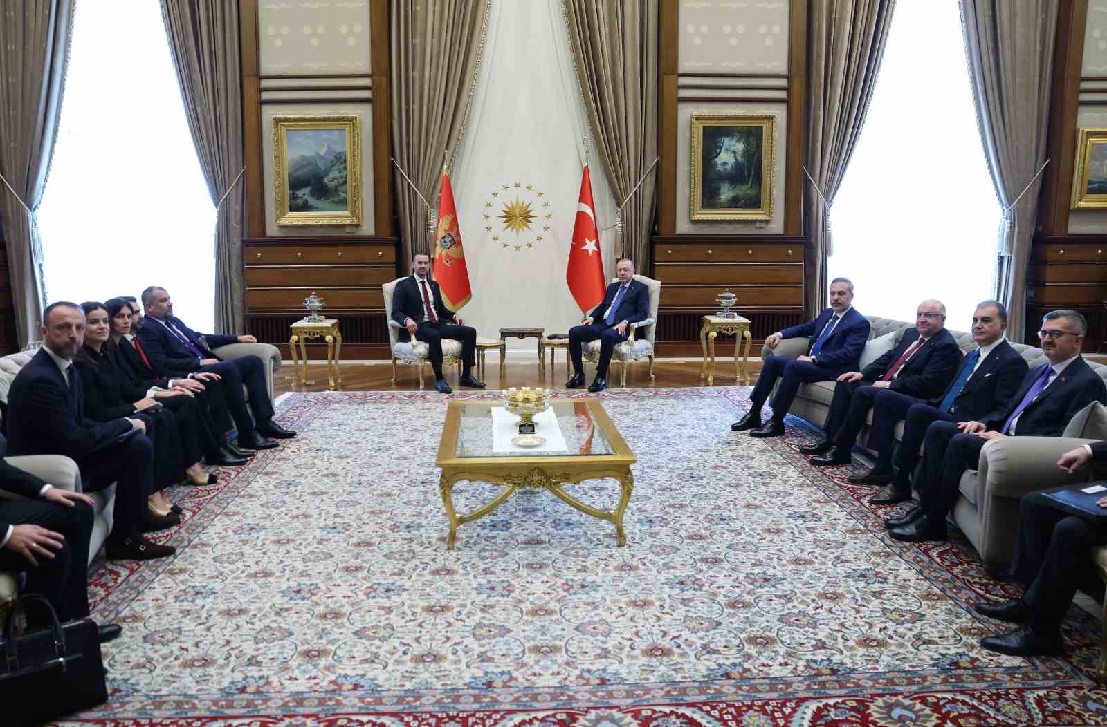 Cumhurbaşkanı Erdoğan, Karadağ Başbakanı Milojko Spajic’i kabul etti