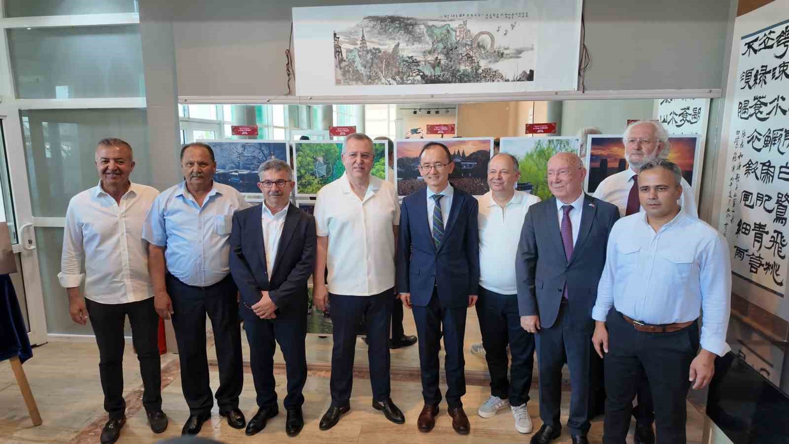 Fethiye’de ‘’Dağlar ve Denizler Yeşeriyor’’ sergisine yoğun ilgi