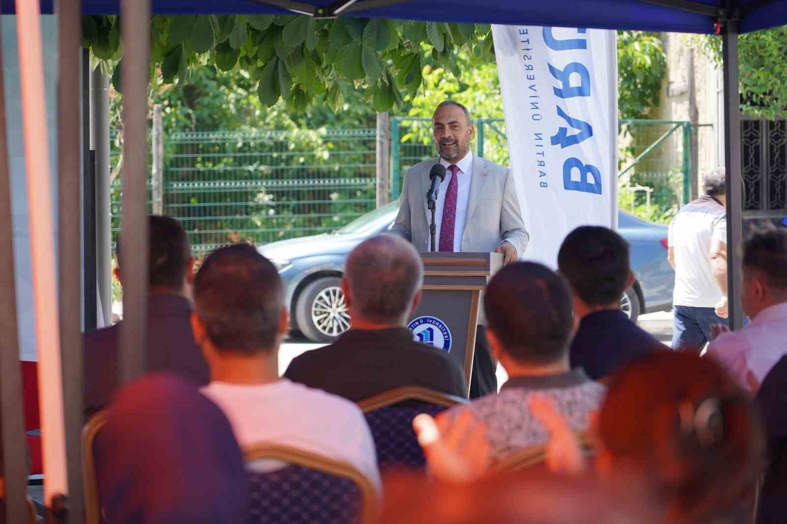 BARÜ Bilim Kafe etkinliğinde gençlere geleceğin meslekleri anlatıldı