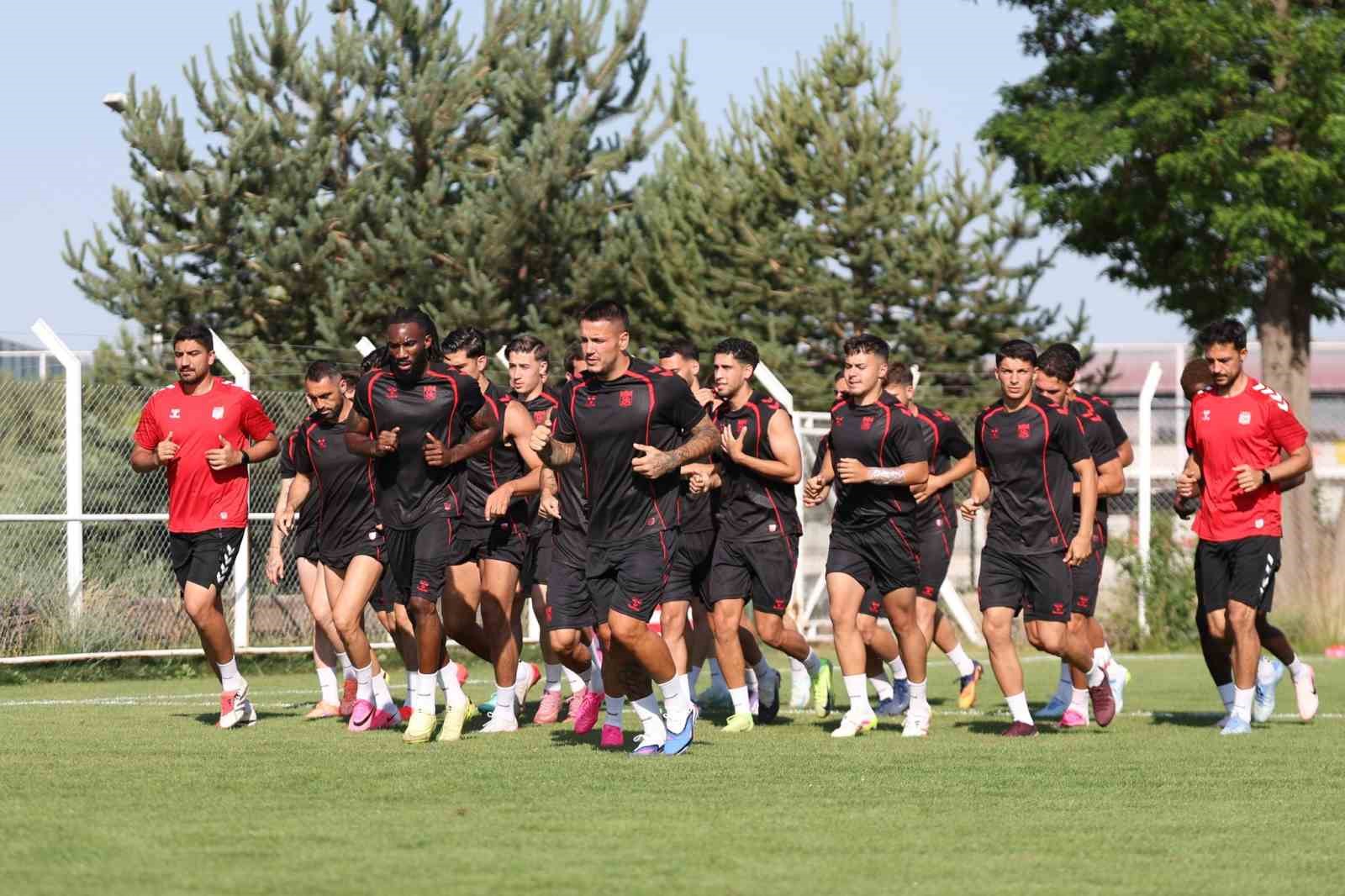 Sivasspor, yeni sezona hazırlanıyor