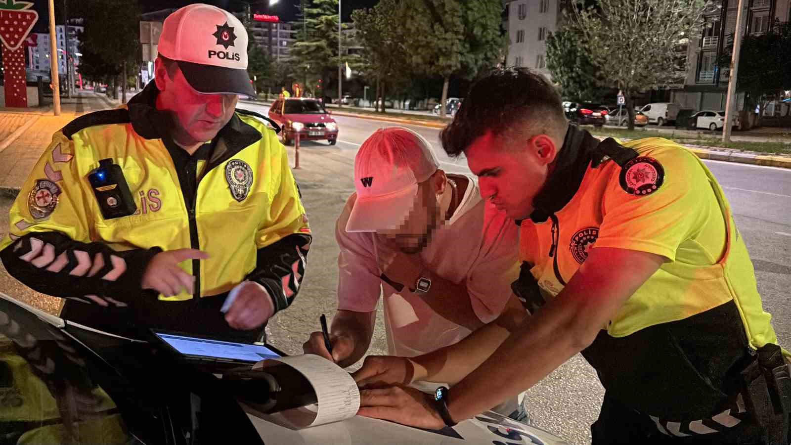 Uygulamada alkollü yakalanan sürücünün ehliyetine el konuldu