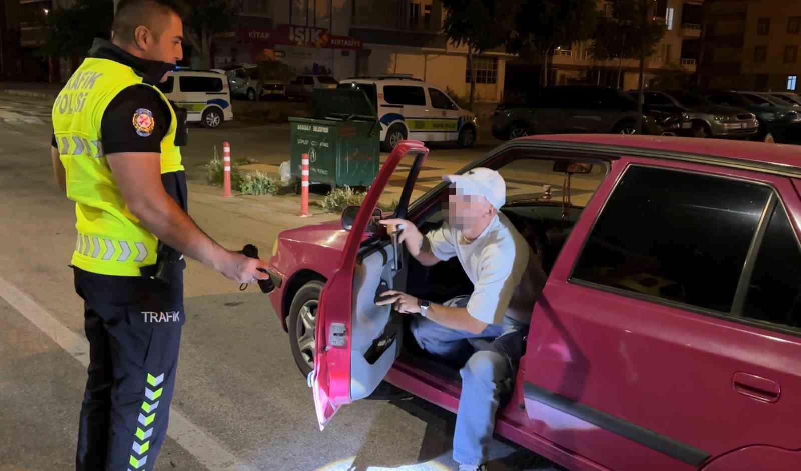 Uygulamada alkollü yakalanan sürücünün ehliyetine el konuldu