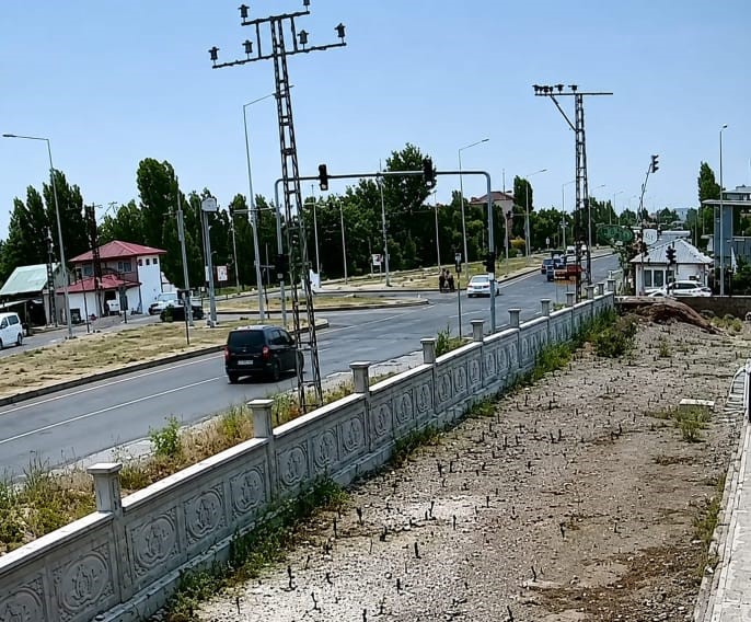 Bulanık’ta trafik kazası: 3 yaralı