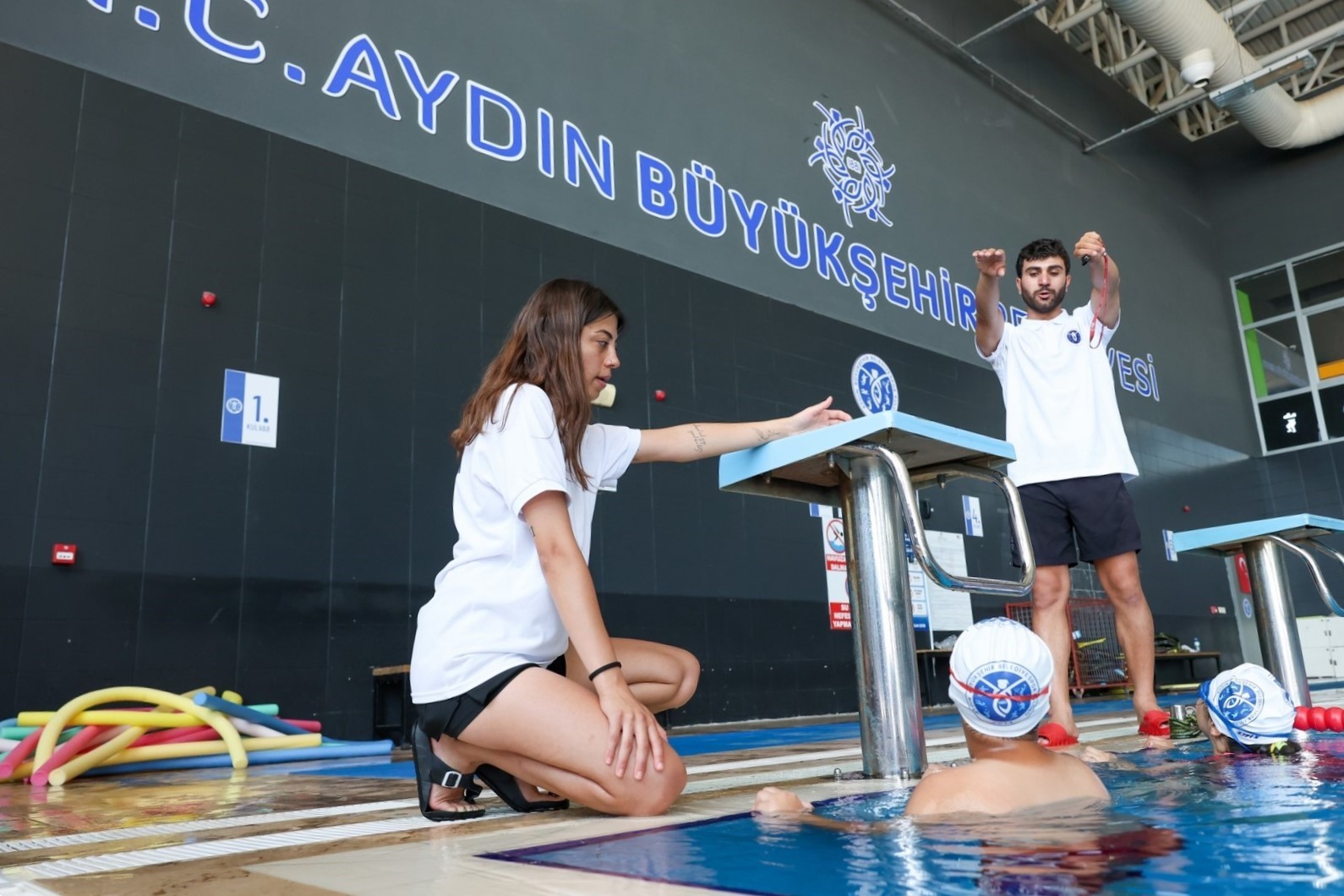 Aydın Büyükşehir’in yaz dönemi yüzme kurslarına yoğun ilgi