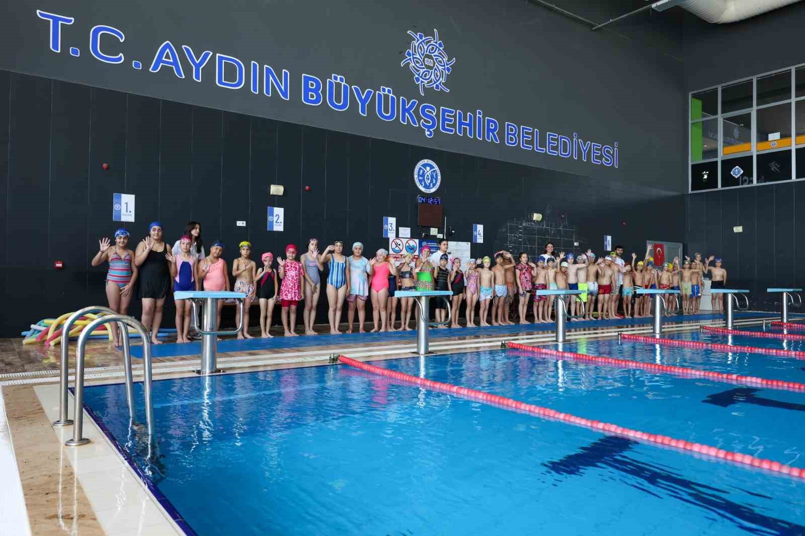Aydın Büyükşehir’in yaz dönemi yüzme kurslarına yoğun ilgi