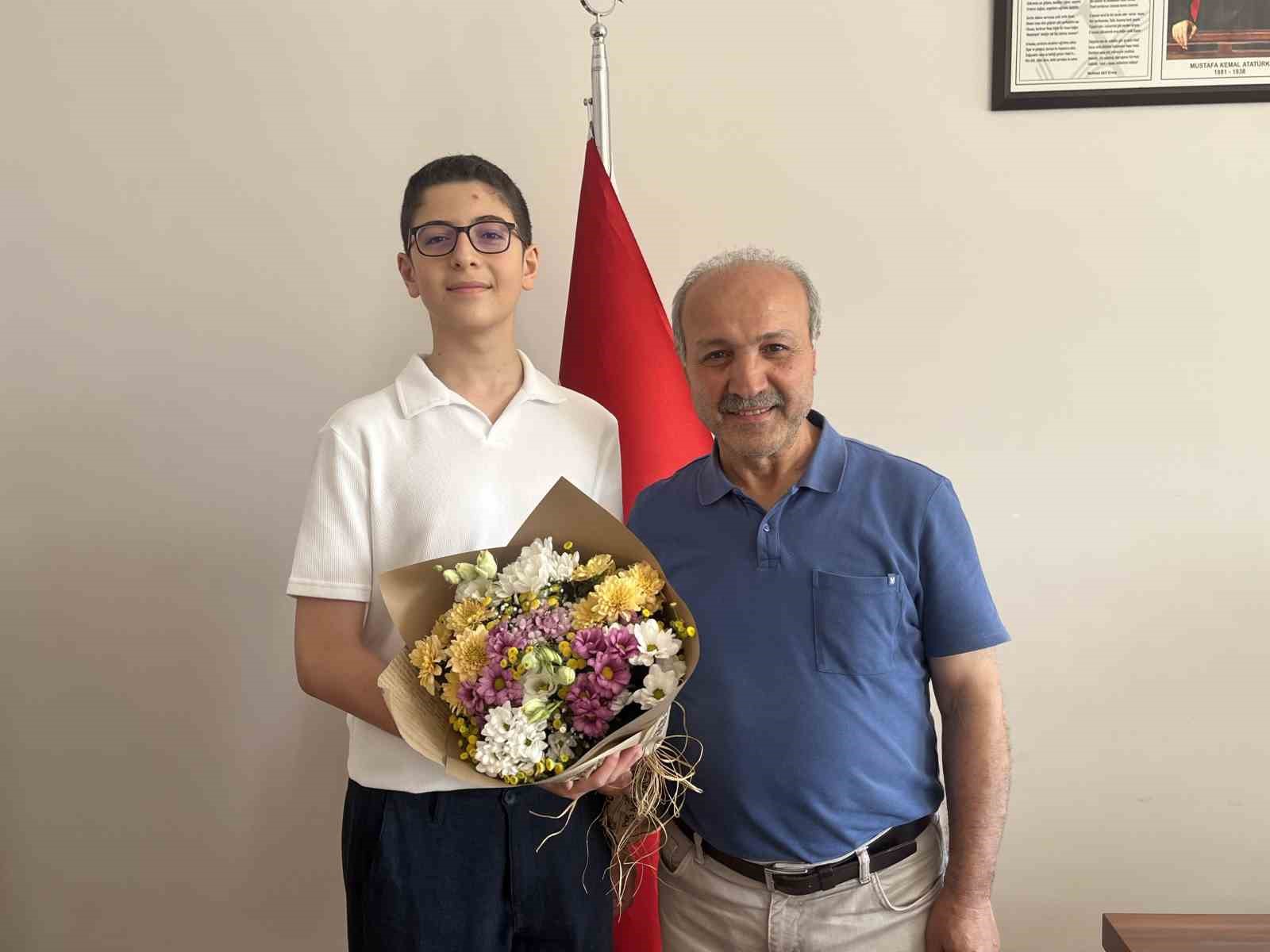 LGS’de Türkiye birincisi olan öğrenci: "Sıkı ve dengeli bir şekilde çalışmaya özen gösterdim"