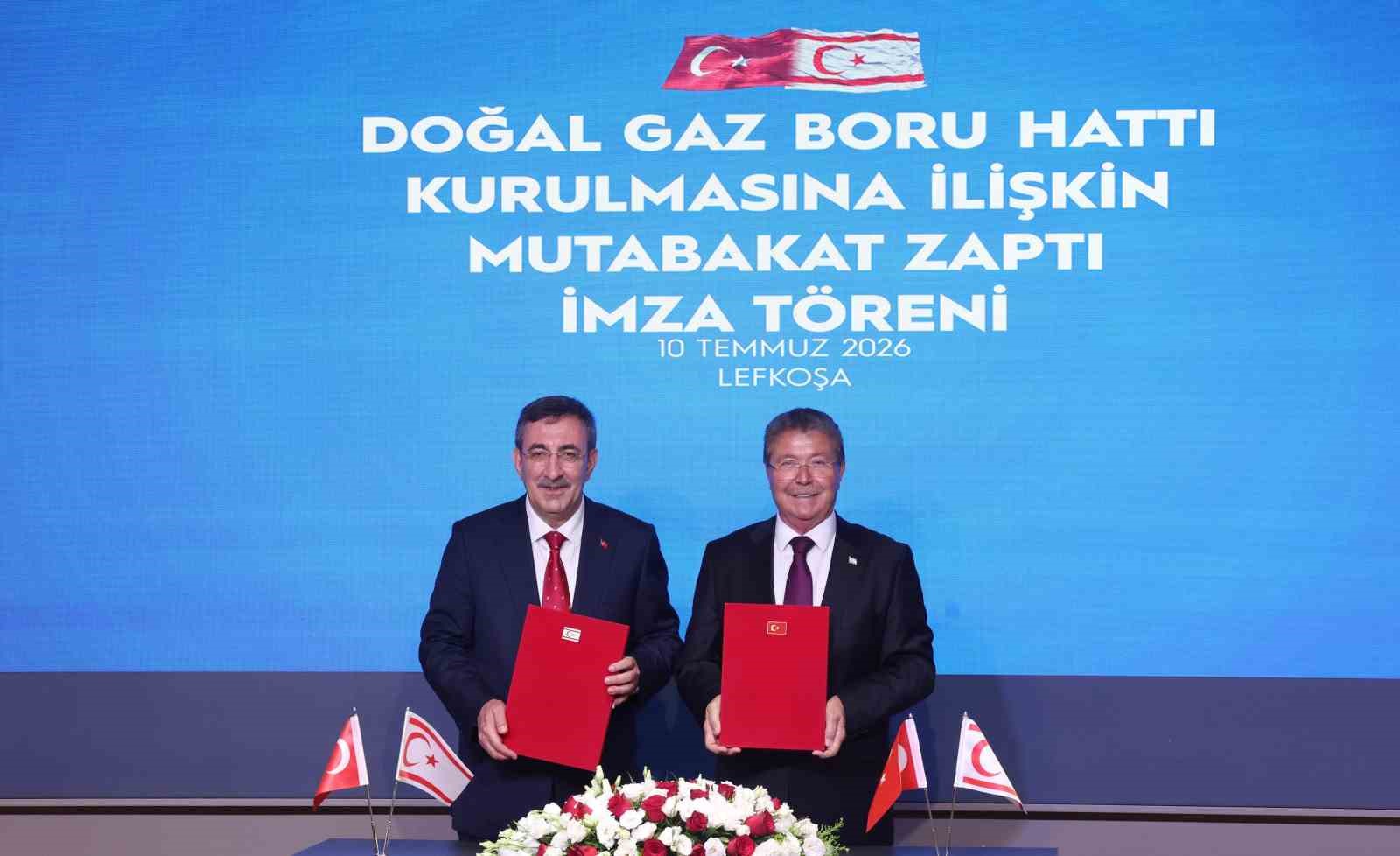 Bakan Bayraktar: "Türkiye-KKTC arasında yaklaşık 101 kilometre uzunluğunda doğal gaz iletim hattı inşa edeceğiz"