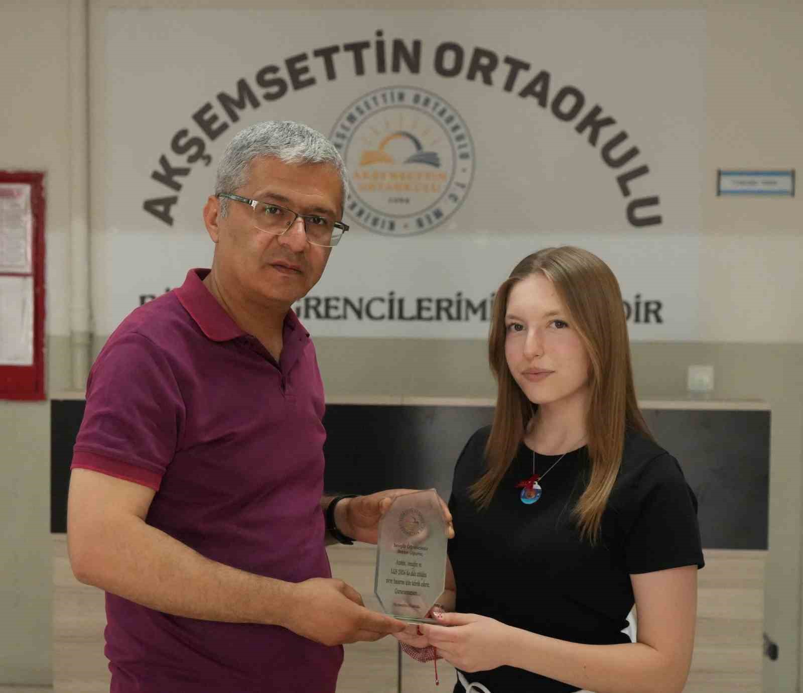 Kırıkkale’de devlet okullarından 2 LGS birincisi çıktı: Biri dersi dinledi, diğeri günde 200 soru çözdü