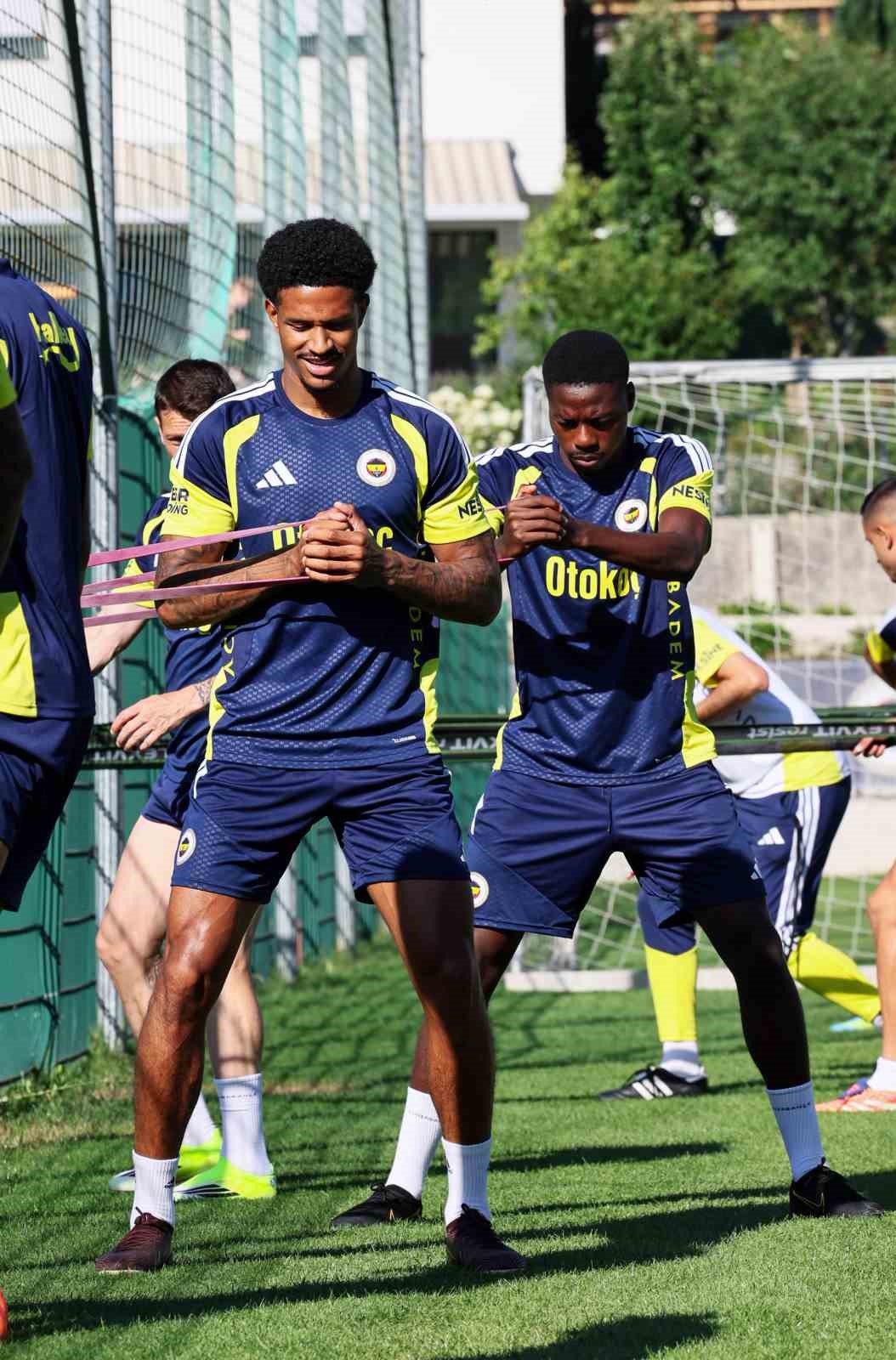 Fenerbahçe, yeni sezon hazırlıklarını Avusturya’da sürdürüyor
