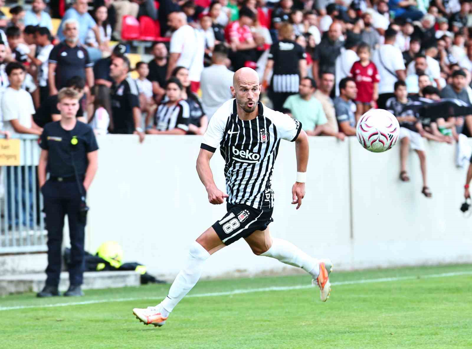 Hazırlık maçı: Beşiktaş: 0 - Widzew Lodz: 2