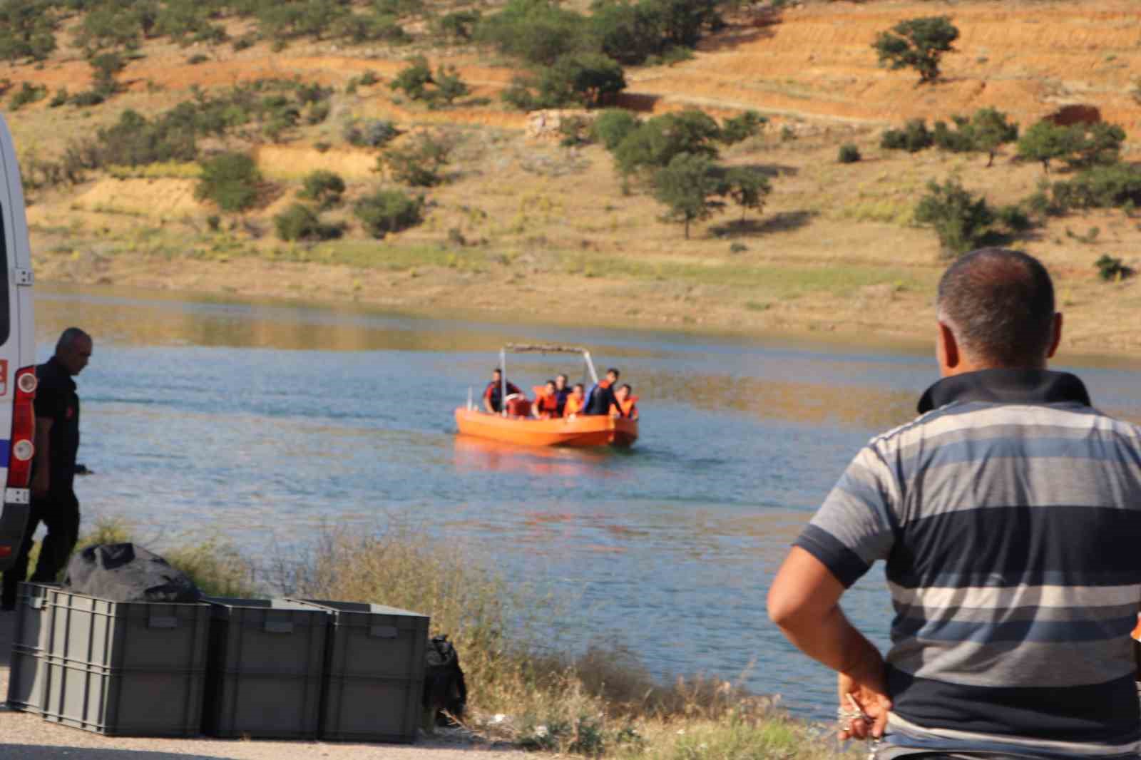 Karaman’da 15 yaşındaki çocuk serinlemek için girdiği gölette boğuldu