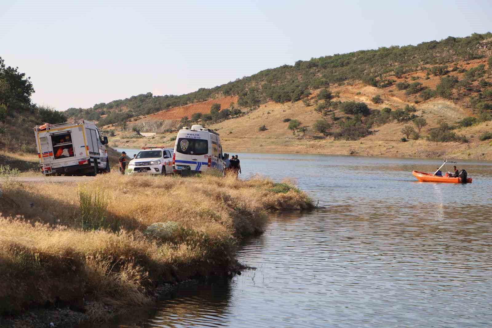 Karaman’da 15 yaşındaki çocuk serinlemek için girdiği gölette boğuldu