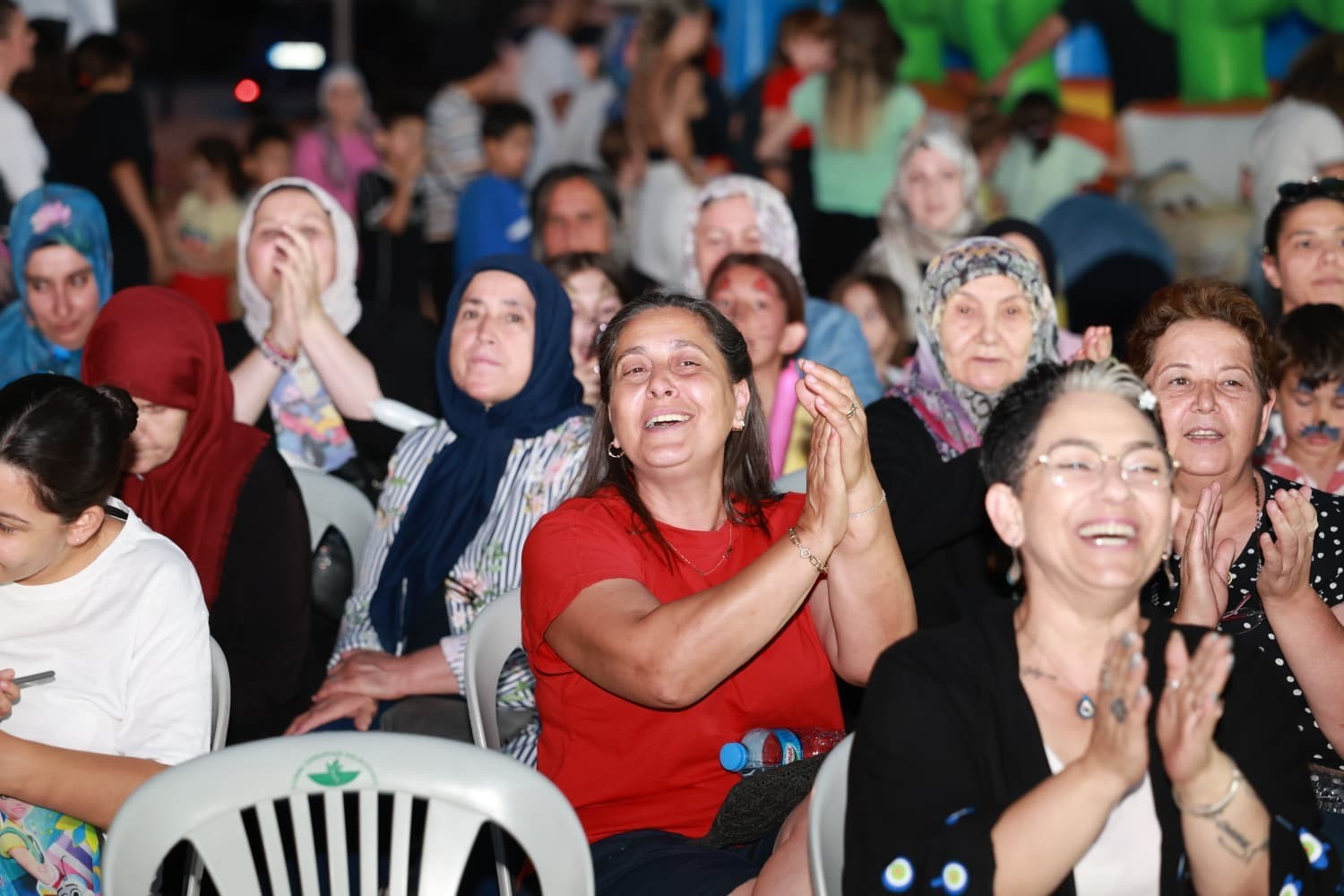 Osmangazi’de eğlence mahalle mahalle geziyor