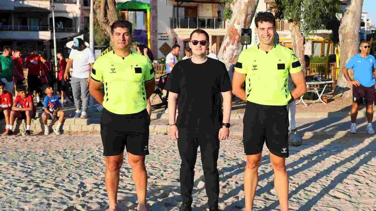 Bodrum’da 1. Günbatımı Çocuk Plaj Futbol Şenliği başladı