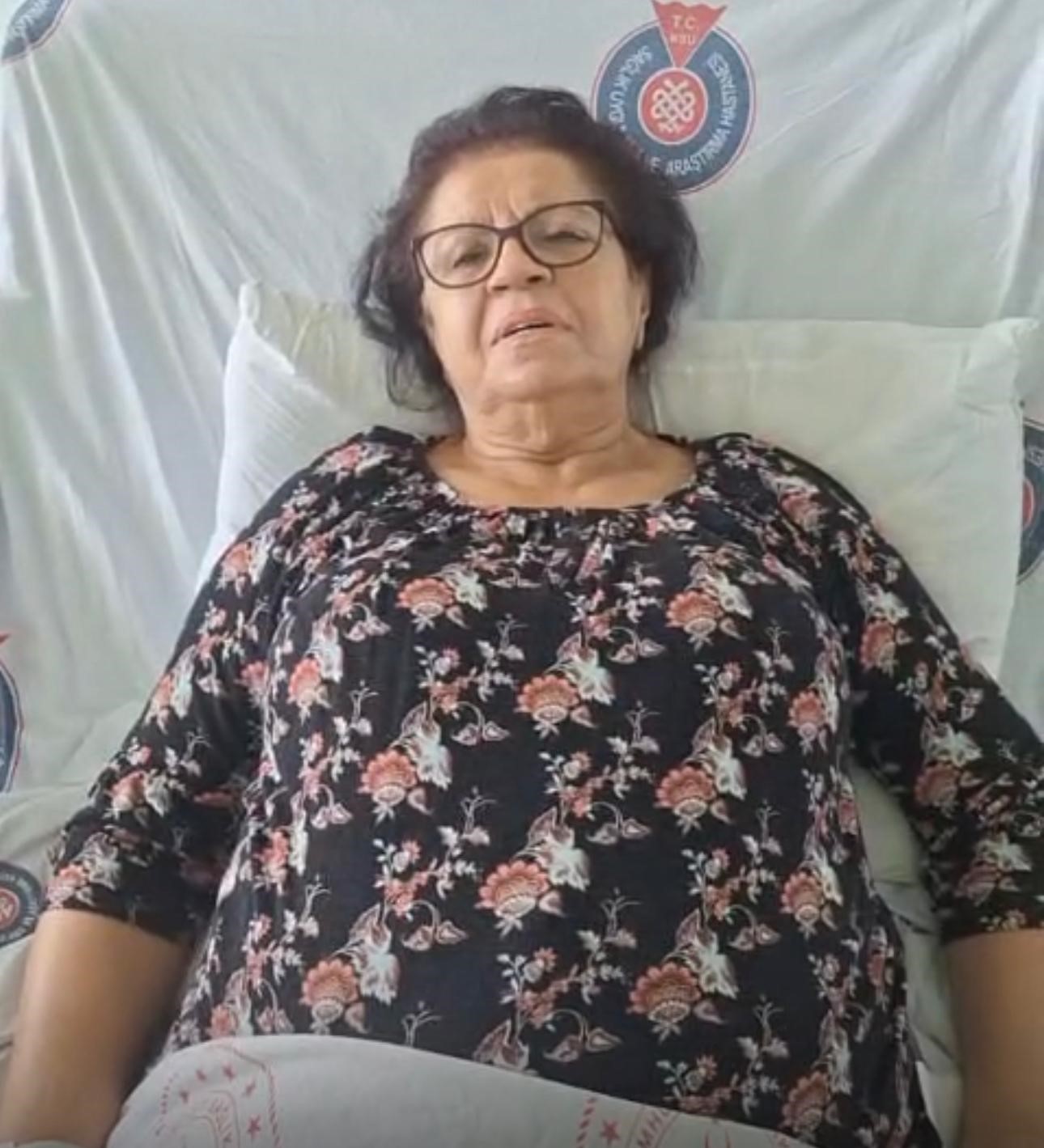 Öğrencisi profesör oldu, 29 yıl sonra öğretmenini ameliyat ederek sağlığına kavuşturdu