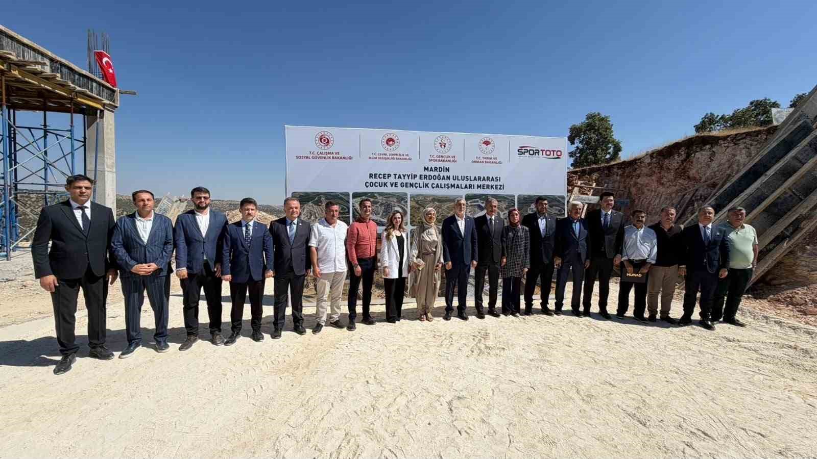 Bakan Işıkhan: "Mardin’e 560 milyon liralık çocuk ve gençlik merkezi kuruluyor"