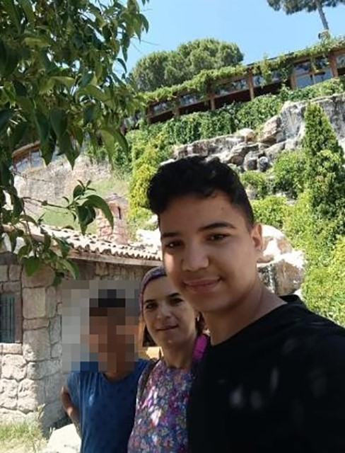 Arnavutköy’de aile dehşetinin ardından cenazeler Adli Tıp Kurumu’ndan alındı