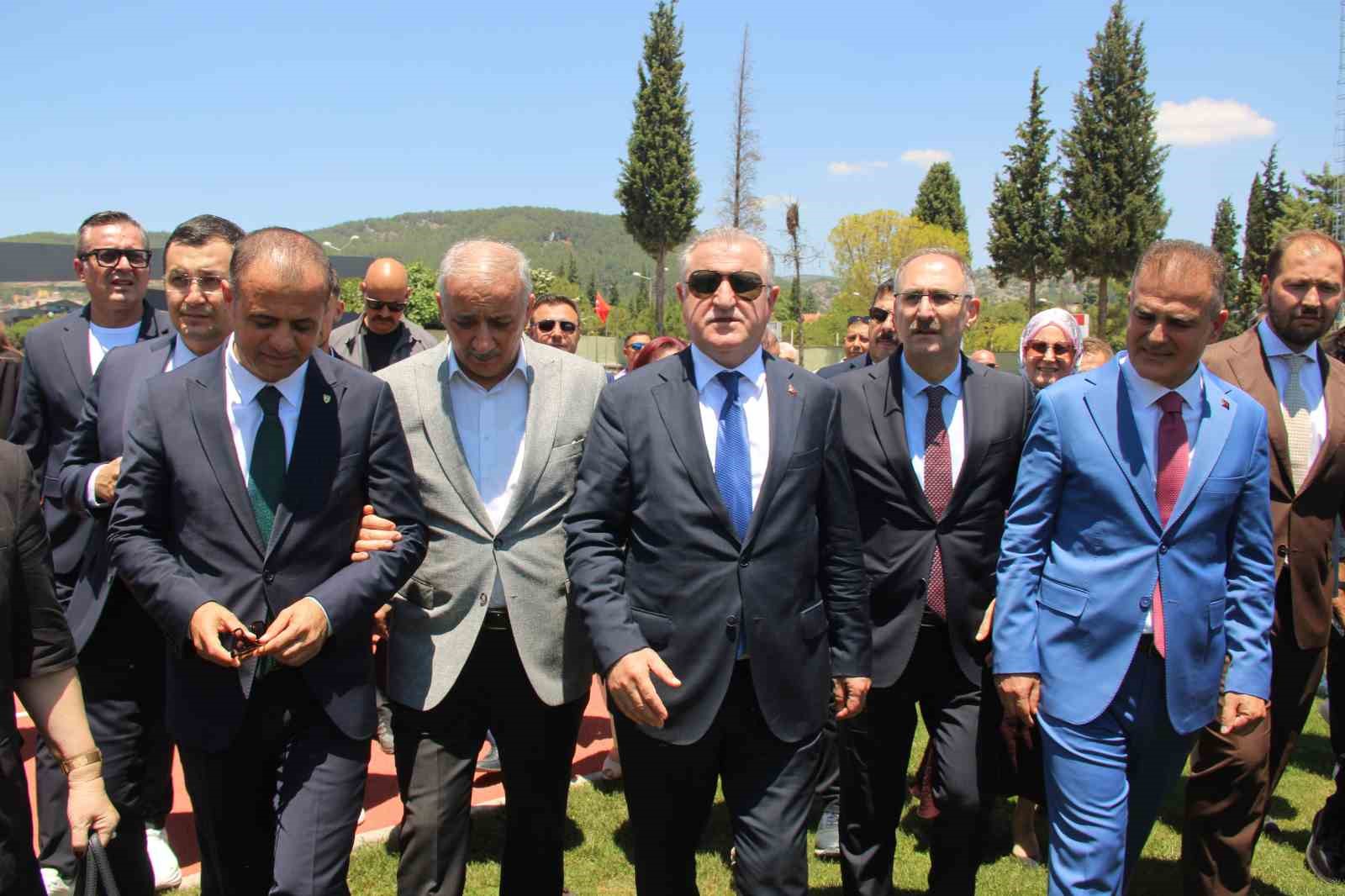 Bakan Bak’tan Muğla’da yatırım müjdeleri